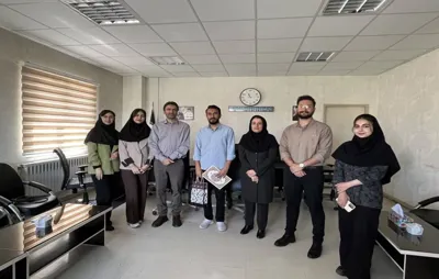 تقدیر از برگزیده مسابقه پژوهشی دانشجویی «جوانی جمعیت» 