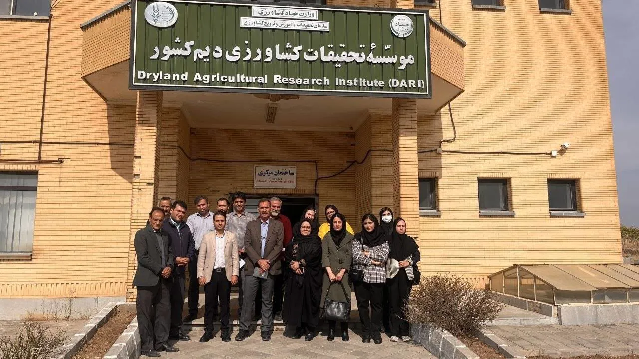 بازدید علمی مشترک از موسسه تحقیقات کشاورزی دیم کشور